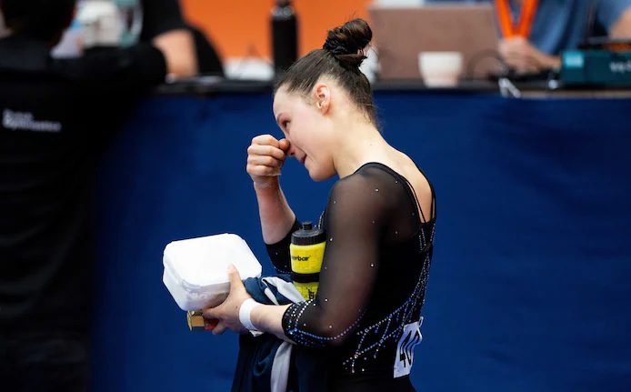 Hamstring van turnster Elze Geurts is een vervelend obstakel op weg naar Olympische Spelen: ‘Ik ga er zeker nog wel voor’