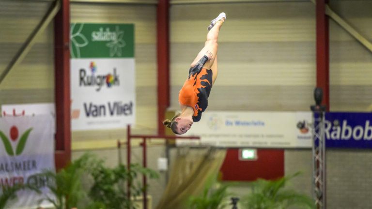 Haarlemse Romana Schuring heeft ’twisties’, maar springt door de angst heen: ’Leuk is anders’