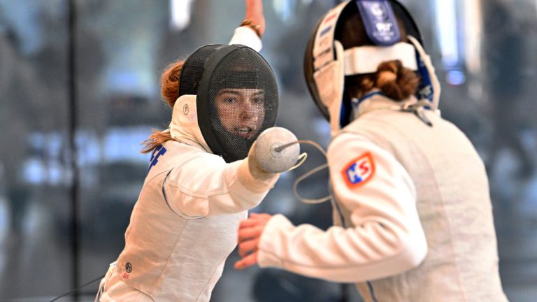 Stuivertje wisselen met concurrent én vriendin. Lotte Dammroff troeft Talitha Sluman af in Alkmaar tijdens reprise NK-finale